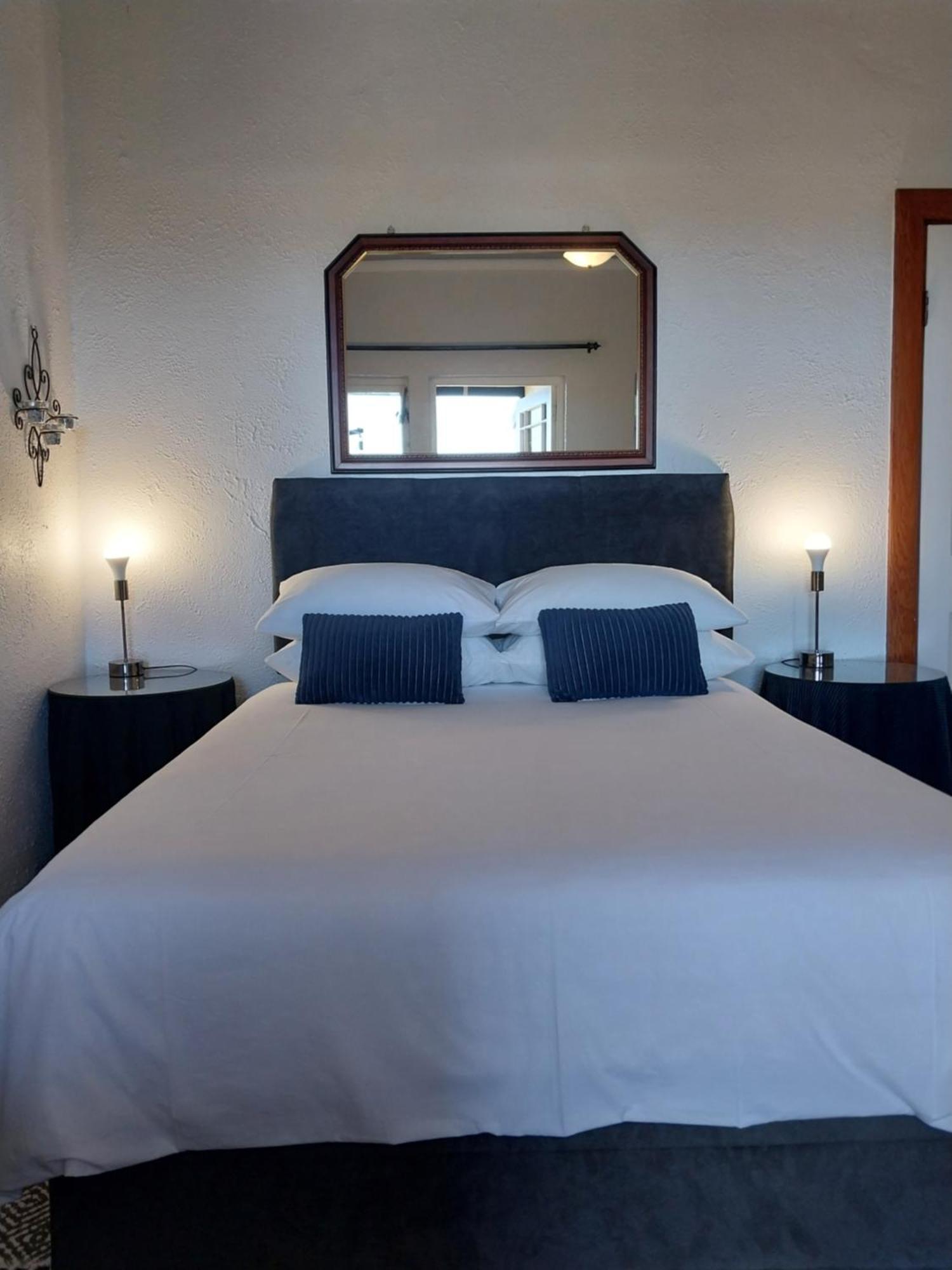 Hotel The Trailhouse Bettyʼs Bay Zewnętrze zdjęcie